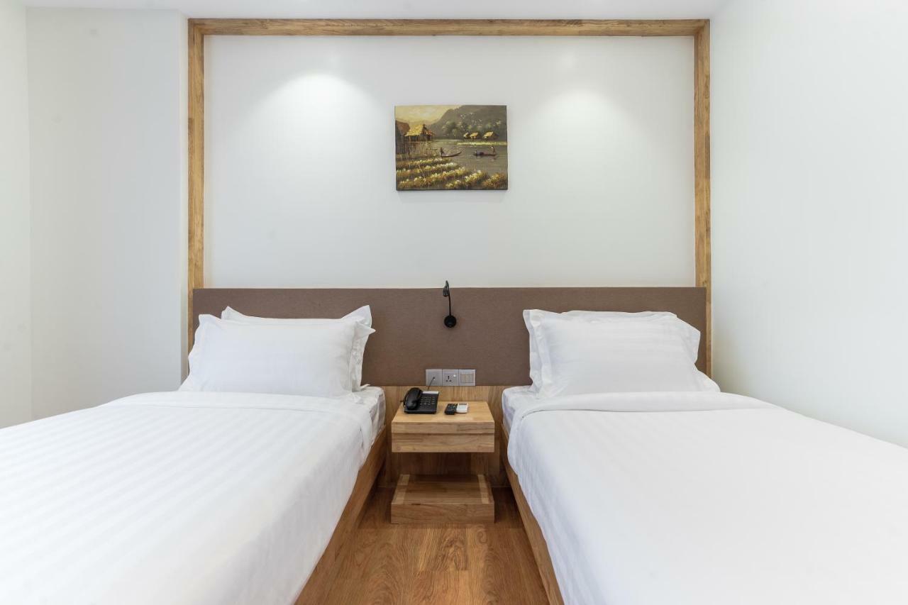 The Gandamar Hotel , Yangon Bagian luar foto